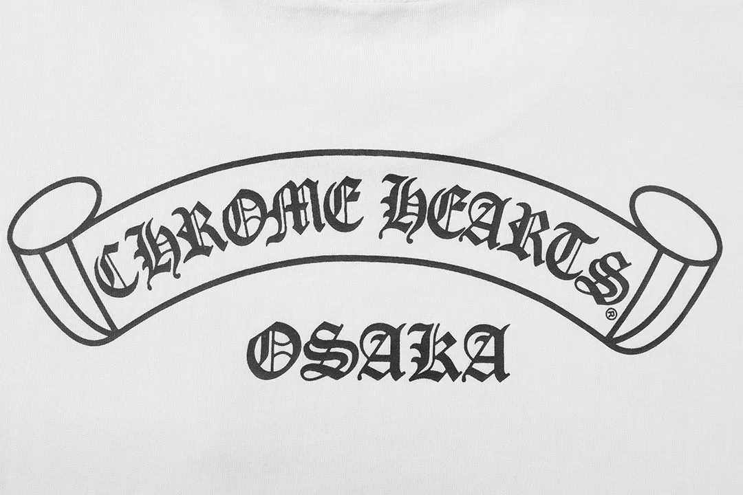 P150 Chrome Hearts 2026 early spring new style, chest pocket, front and back printed logo, same style for men and women, short-sleeved T-shirt ·Customized 300 grams of 100% double yarn pure cotton fabric ·Dyeing of 32 double-strand threads ·Collar label, hangtag, main mark and three labels complete Color: White Size: XS S M L